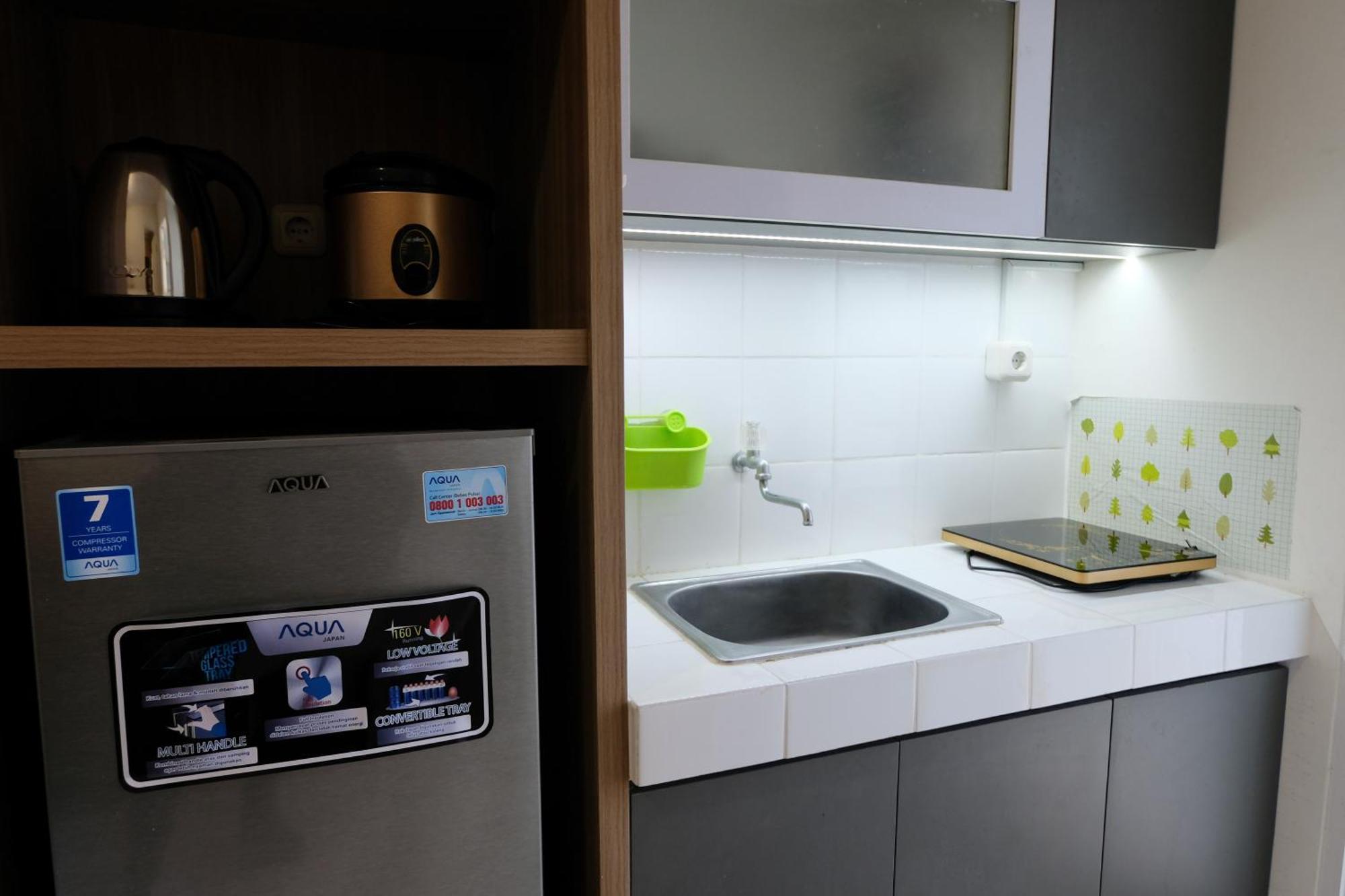 Apartemen Homey And Comfy 2br At Parahyangan By Travelio *